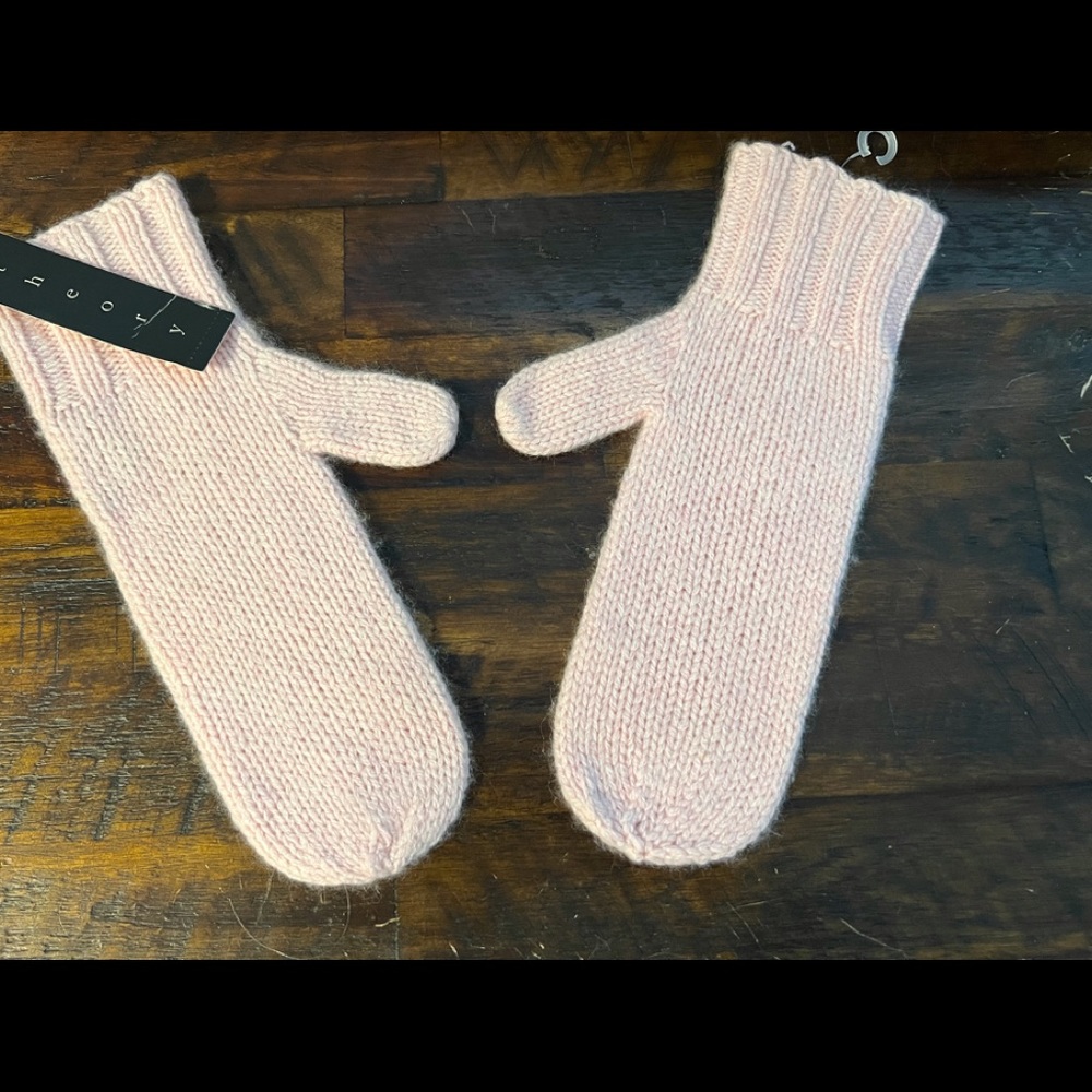Theory Baby Pink Cashmere Mittens